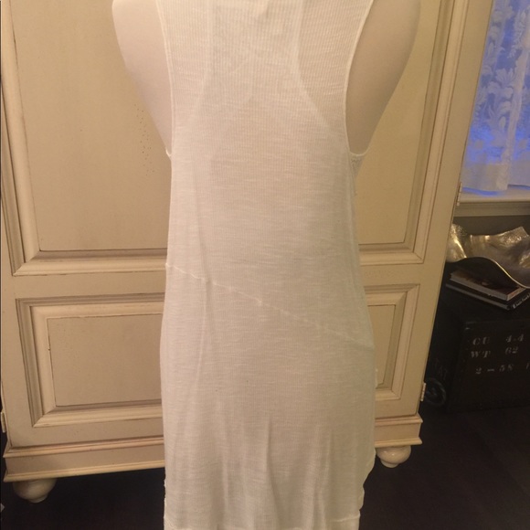 Free People light weight tunic. - Picture 2 of 4